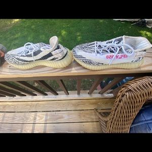 White adidas Yeezys size 9.5 no inserts clean